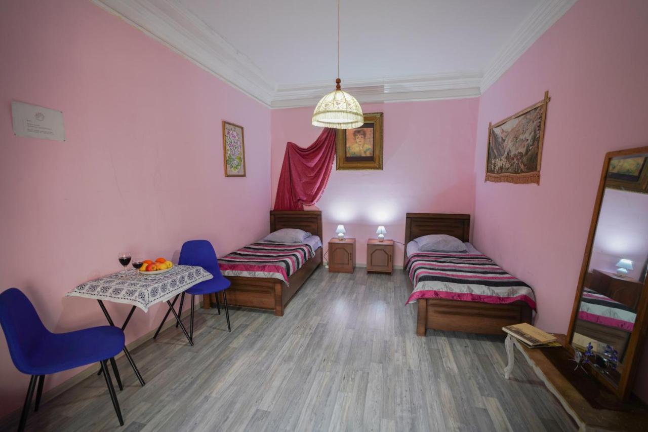 Leon Rooms Tbilisi Eksteriør bilde