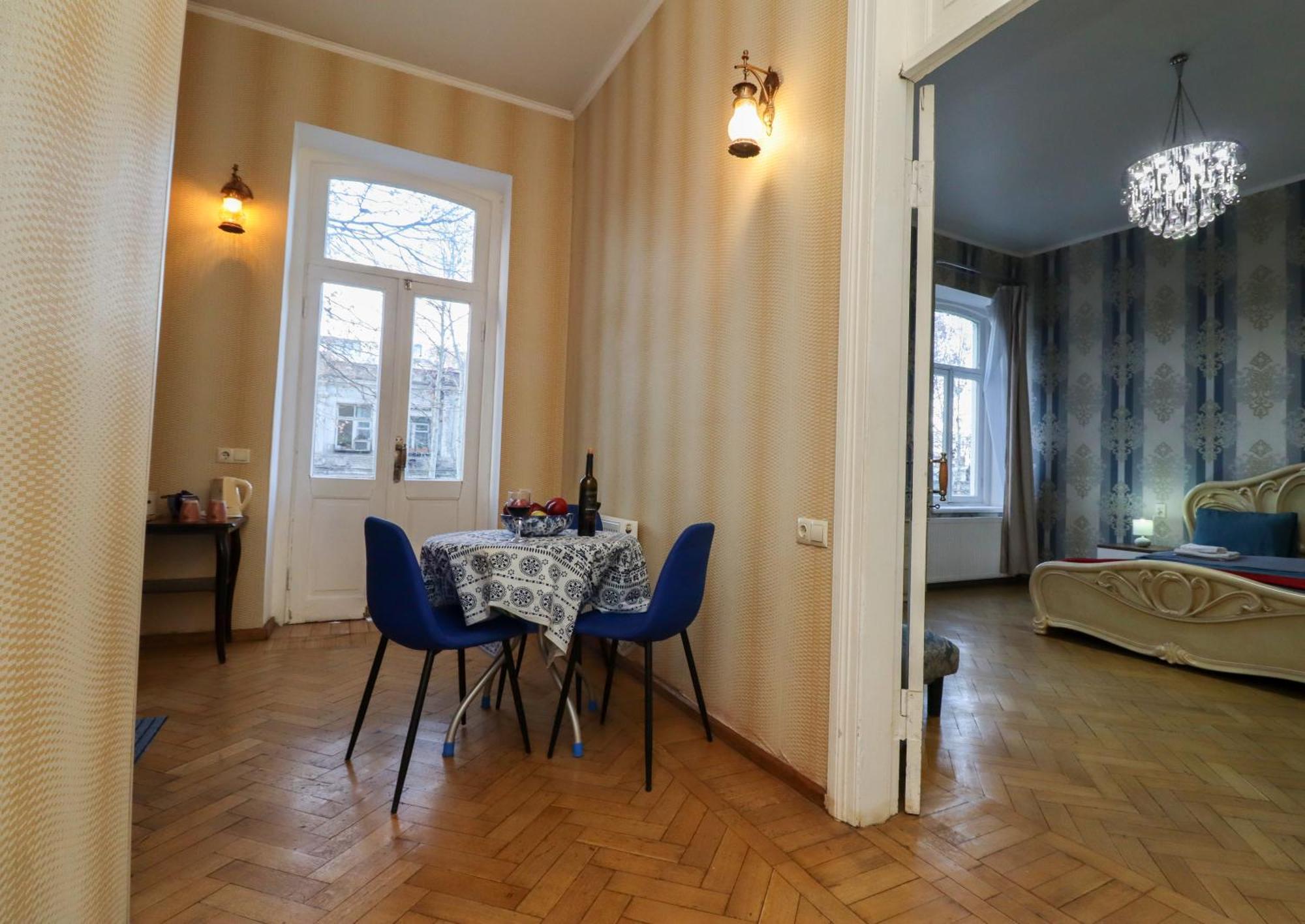 Leon Rooms Tbilisi Eksteriør bilde