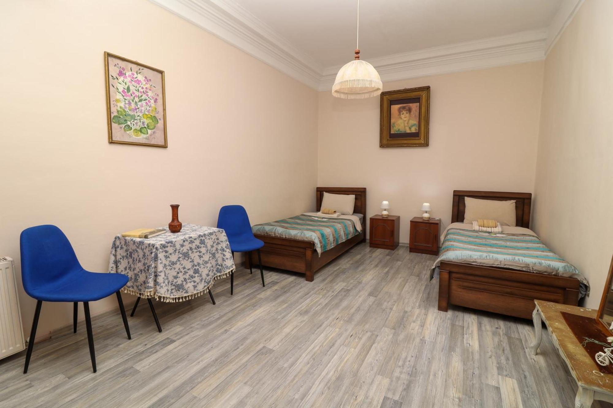 Leon Rooms Tbilisi Eksteriør bilde